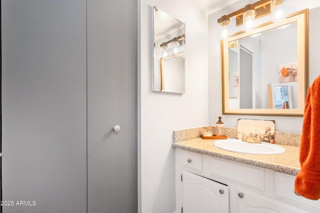 5346 S APACHE Avenue, Sierra Vista, AZ 85650