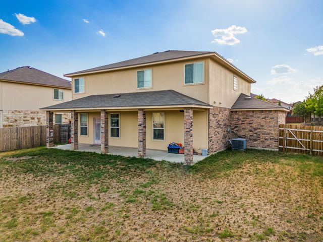 2304 Scott DR, Copperas Cove, TX 76522