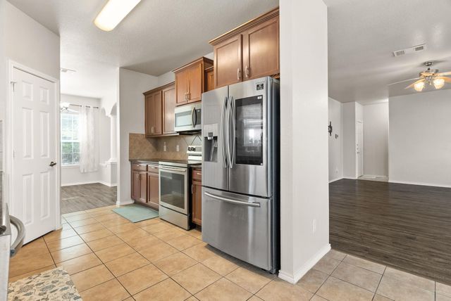 2304 Scott DR, Copperas Cove, TX 76522