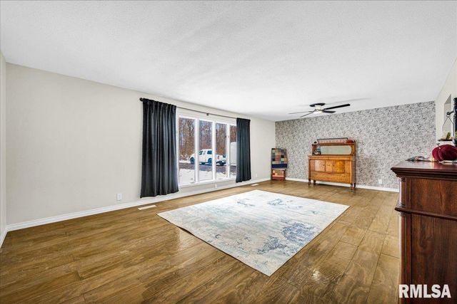 753 SUSAN Drive, Knoxville, IL 61448