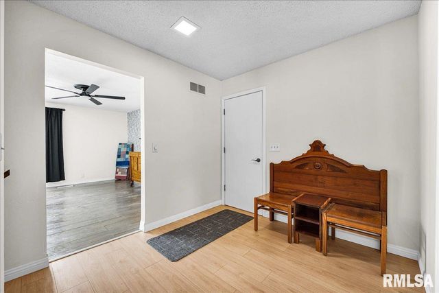 753 SUSAN Drive, Knoxville, IL 61448