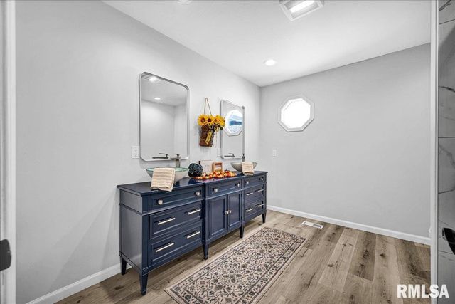 753 SUSAN Drive, Knoxville, IL 61448