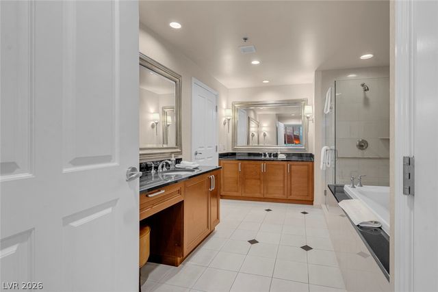 125 East Harmon Avenue 3701&3703, Las Vegas, NV 89109