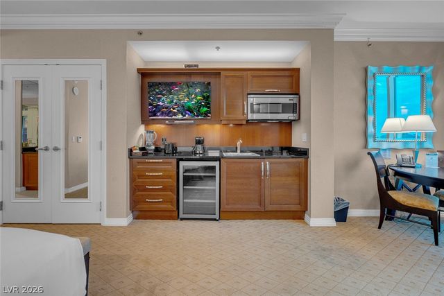 125 East Harmon Avenue 3701&3703, Las Vegas, NV 89109