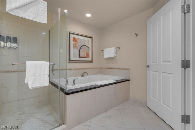 125 East Harmon Avenue 3701&3703, Las Vegas, NV 89109