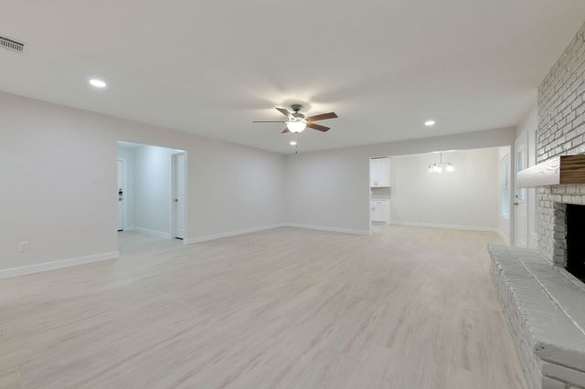 2717 Meadow Green, Bedford, TX 76021