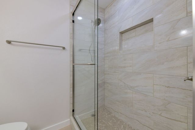 2717 Meadow Green, Bedford, TX 76021