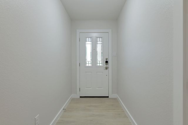 2717 Meadow Green, Bedford, TX 76021