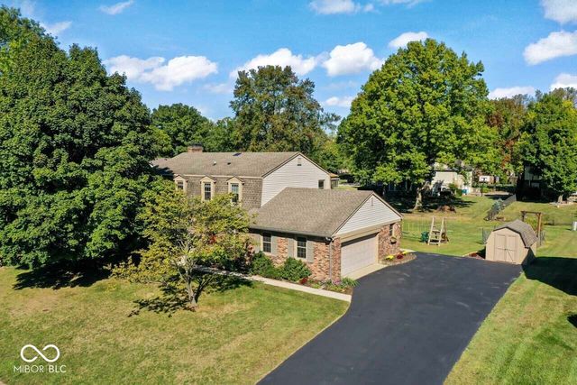 7222 Hampstead Lane, Indianapolis, IN 46256