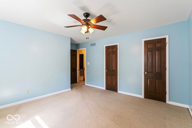 7222 Hampstead Lane, Indianapolis, IN 46256