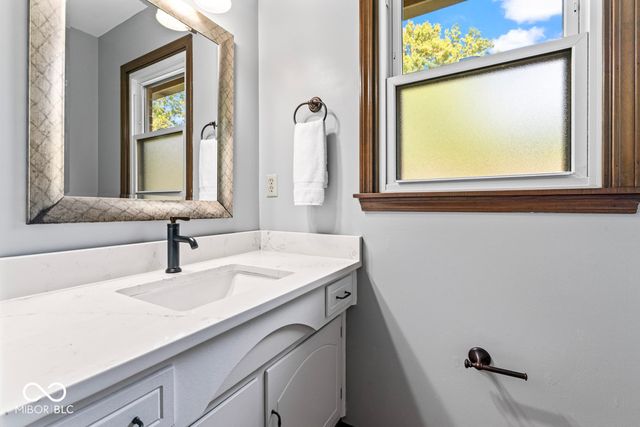 7222 Hampstead Lane, Indianapolis, IN 46256