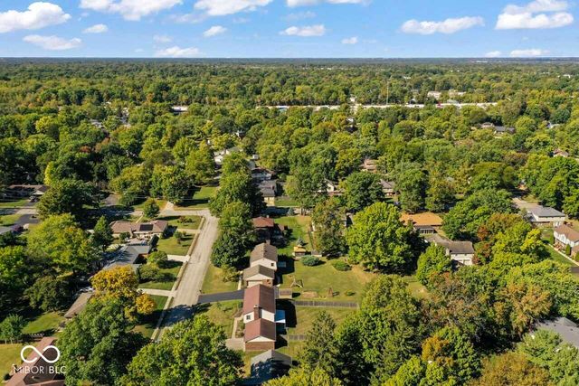 7222 Hampstead Lane, Indianapolis, IN 46256