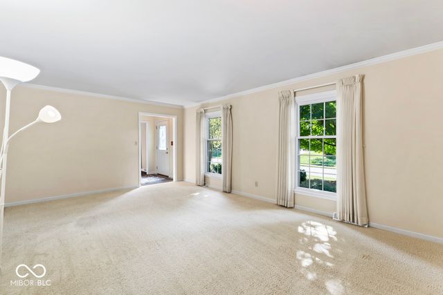 7222 Hampstead Lane, Indianapolis, IN 46256