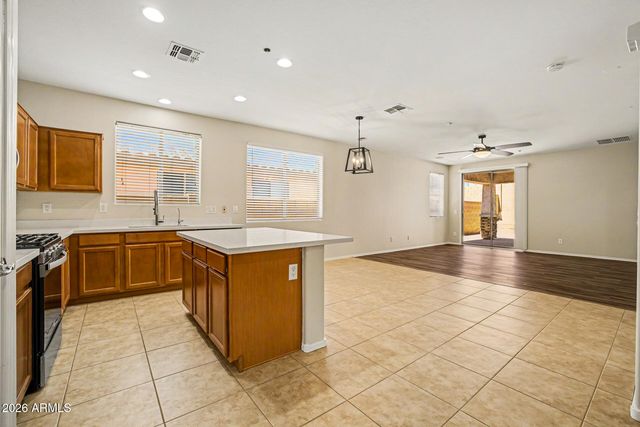 12092 W EAGLE RIDGE Lane, Peoria, AZ 85383