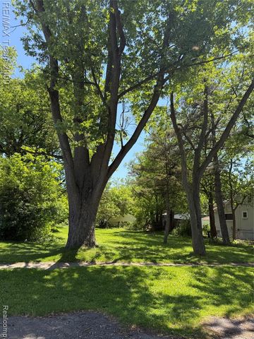 15529 Pomona Drive, Redford, MI 48239