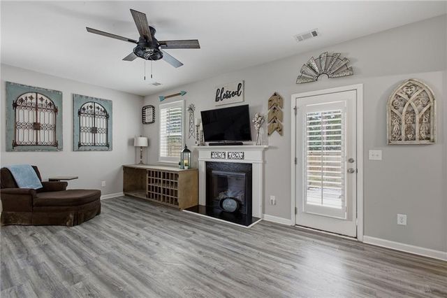 304 Stoney Hollow Road, Canton, GA 30114