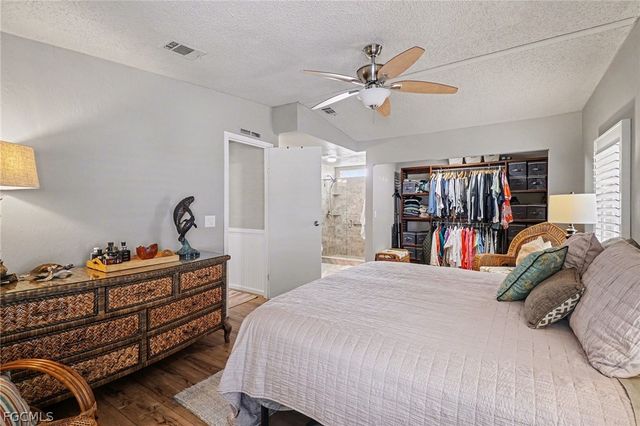 3094 Harpoon LN, St James City, FL 33956