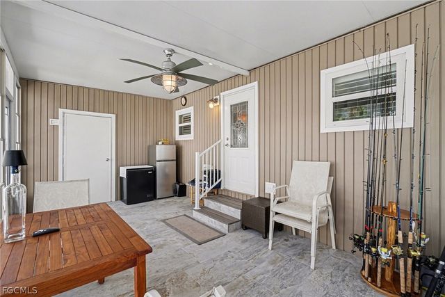 3094 Harpoon LN, St James City, FL 33956