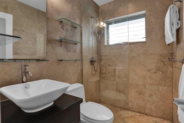 350 Collins Avenue 310, Miami Beach, FL 33139