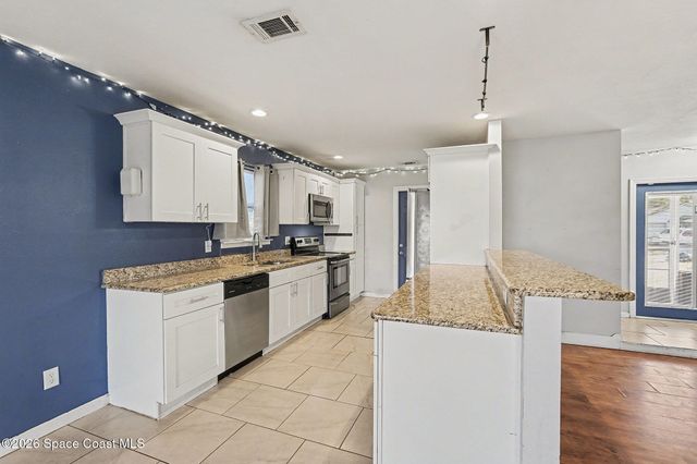 126 Hurtig Avenue NW, Palm Bay, FL 32907