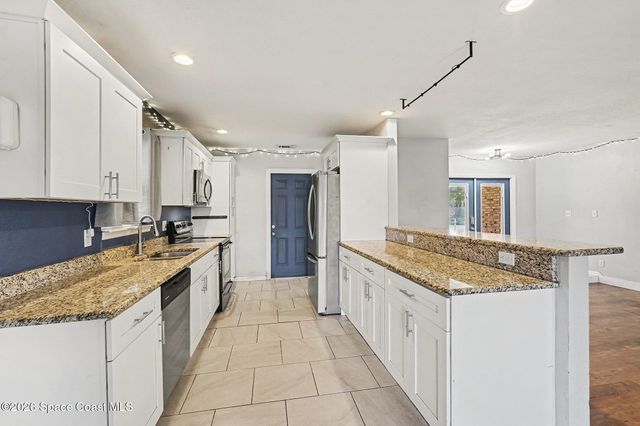 126 Hurtig Avenue NW, Palm Bay, FL 32907