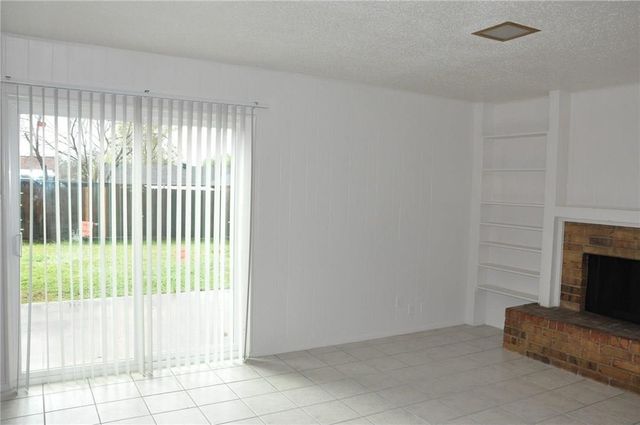 2613 Sam Houston Drive, Garland, TX 75044