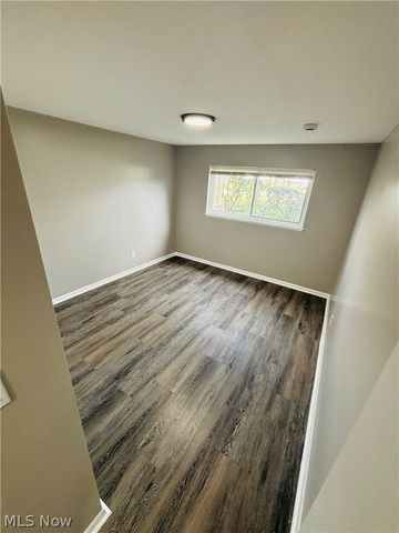 21045 Southbend Circle 2, Rocky River, OH 44116