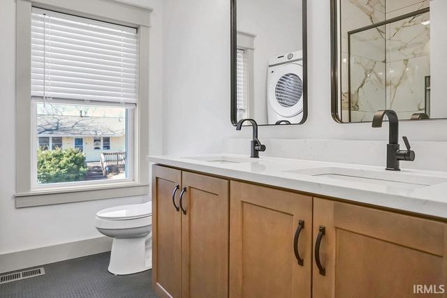 717 N Grant Street, Bloomington, IN 47408