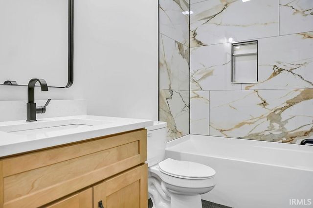 717 N Grant Street, Bloomington, IN 47408