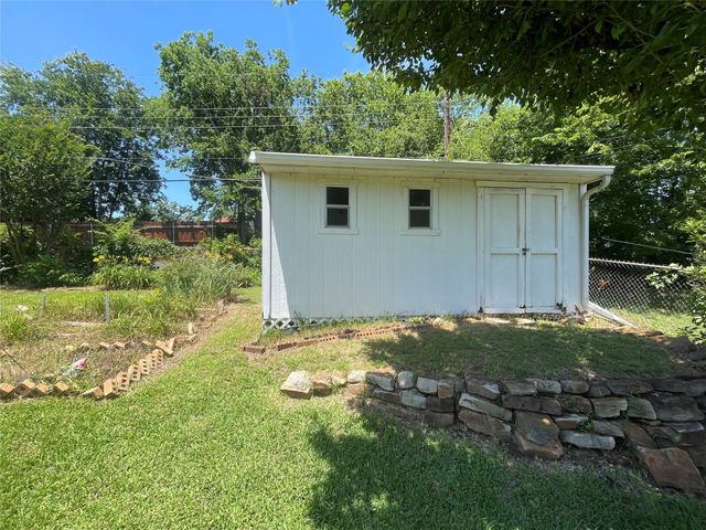 1229 Greenbrier Drive, Mesquite, TX 75149