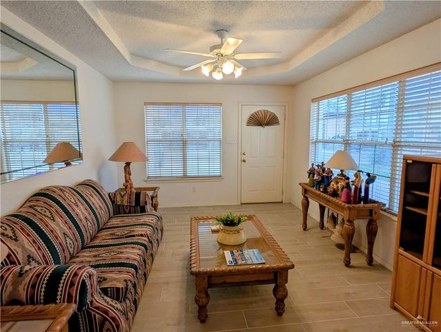 2408 Starling W Circle, Palmview, TX 78572