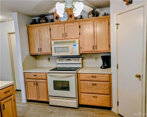 2408 Starling W Circle, Palmview, TX 78572