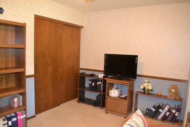 1125 N Pontiac Drive, Janesville, WI 53545
