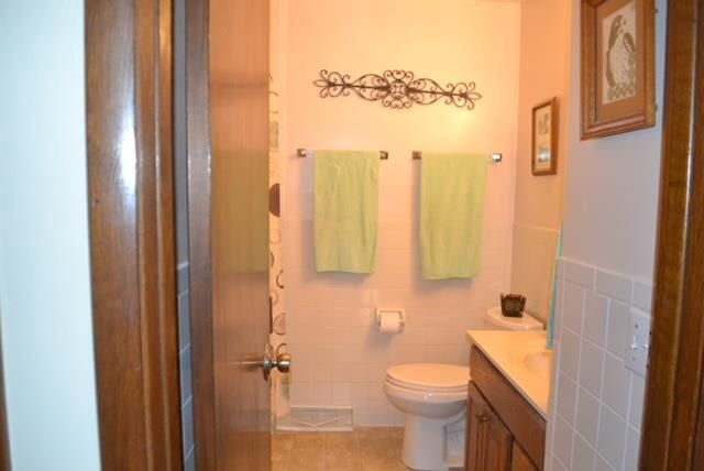 1125 N Pontiac Drive, Janesville, WI 53545