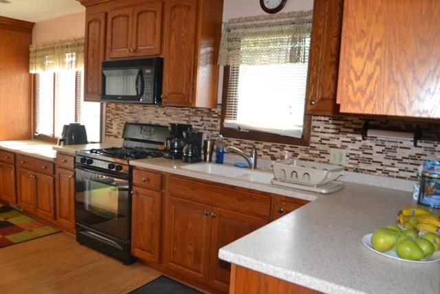 1125 N Pontiac Drive, Janesville, WI 53545