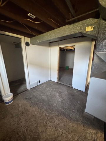 1306 Garfield Street, Mount Morris, MI 48458