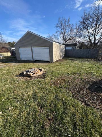 1306 Garfield Street, Mount Morris, MI 48458