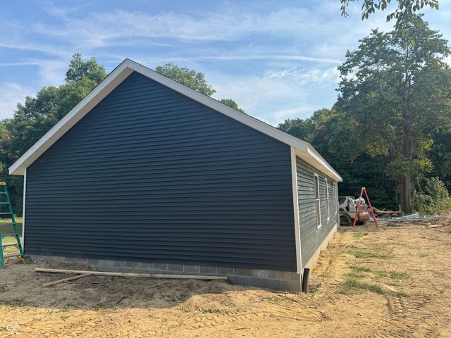 1446 NE Kutenai Trail, Greensburg, IN 47240