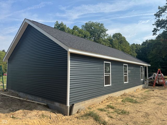 1446 NE Kutenai Trail, Greensburg, IN 47240