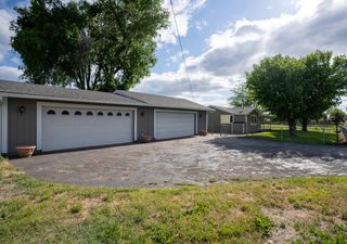 2364 Fowler Lane, Central Point, OR 97502