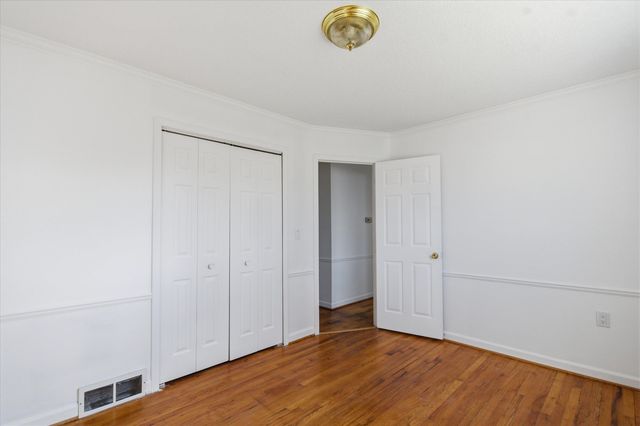 29725 Brown Court, Garden City, MI 48135