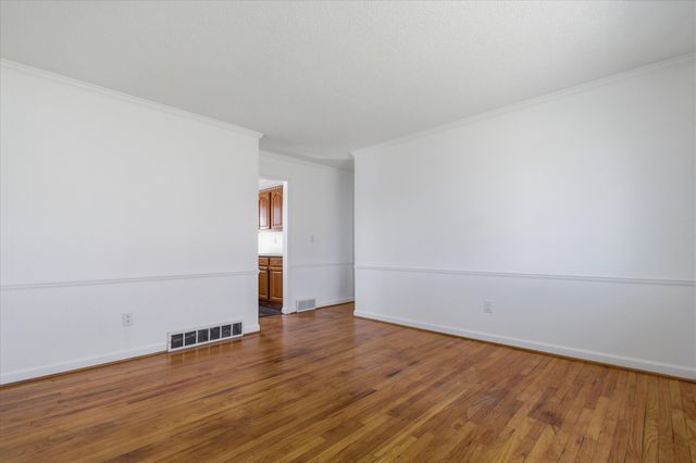 29725 Brown Court, Garden City, MI 48135