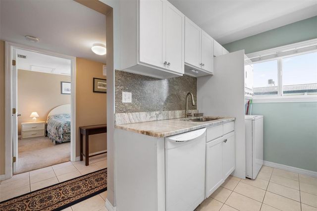 150 HARBORSIDE AVENUE 303, Punta Gorda, FL 33950