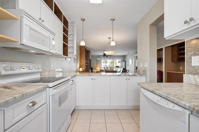 150 HARBORSIDE AVENUE 303, Punta Gorda, FL 33950