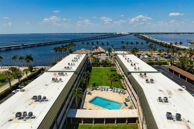 150 HARBORSIDE AVENUE 303, Punta Gorda, FL 33950