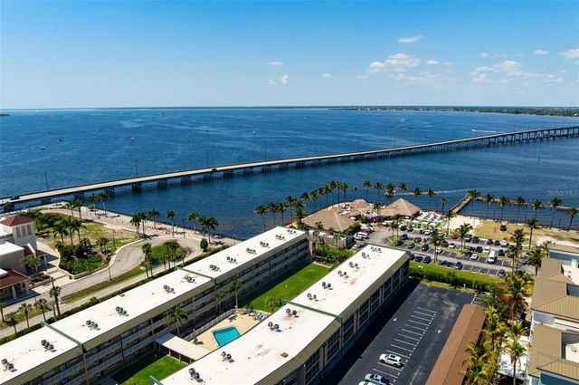 150 HARBORSIDE AVENUE 303, Punta Gorda, FL 33950