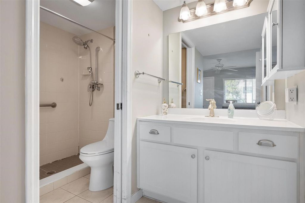 Image 26 of property listing at 150 HARBORSIDE AVENUE 303, Punta Gorda, FL 33950