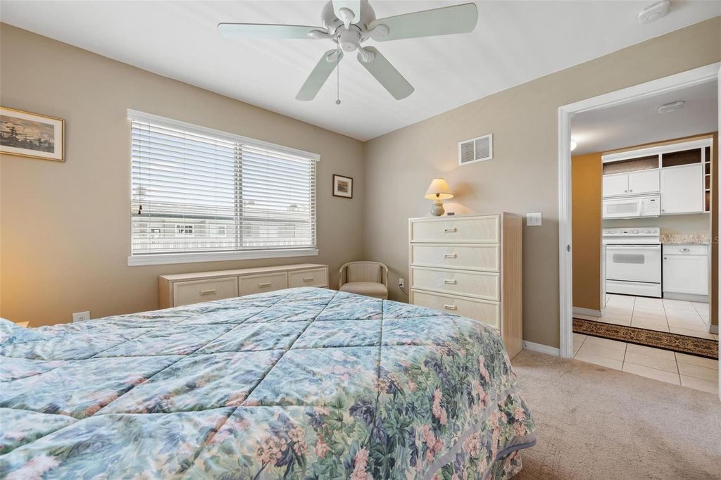 Image 28 of property listing at 150 HARBORSIDE AVENUE 303, Punta Gorda, FL 33950