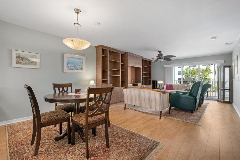 Image 4 of property listing at 150 HARBORSIDE AVENUE 303, Punta Gorda, FL 33950