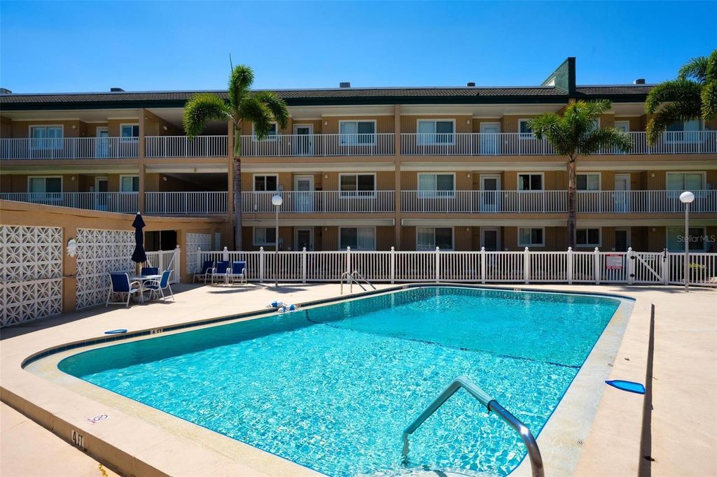 Image 32 of property listing at 150 HARBORSIDE AVENUE 303, Punta Gorda, FL 33950